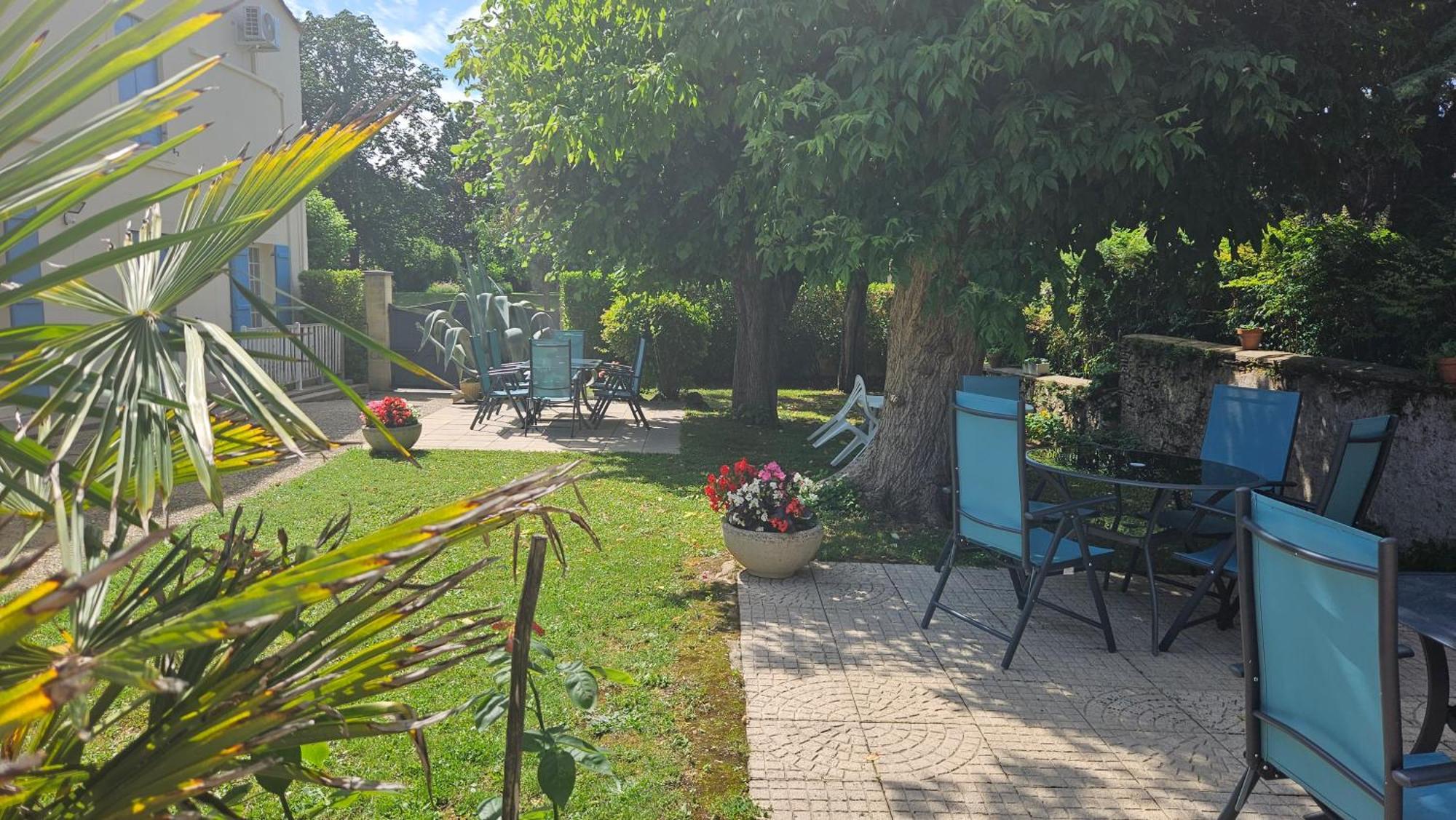 Chambres Et Gites Les Deux Chenes Pres De Bergerac Le Fleix Εξωτερικό φωτογραφία