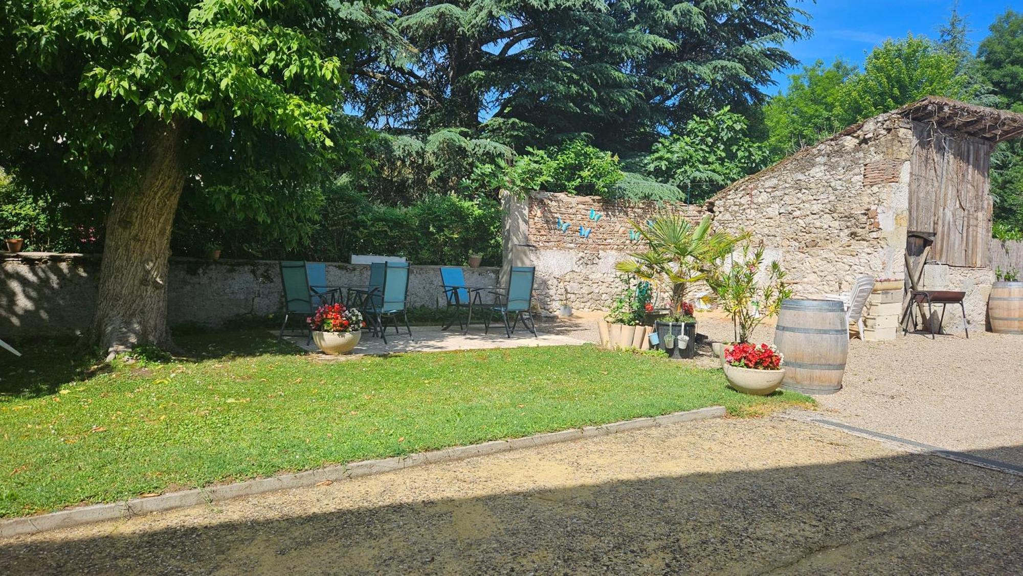 Chambres Et Gites Les Deux Chenes Pres De Bergerac Le Fleix Εξωτερικό φωτογραφία