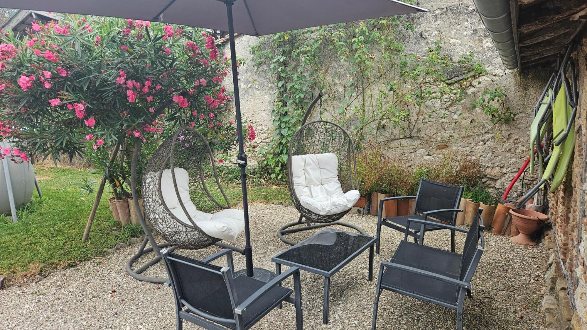 Chambres Et Gites Les Deux Chenes Pres De Bergerac Le Fleix Εξωτερικό φωτογραφία